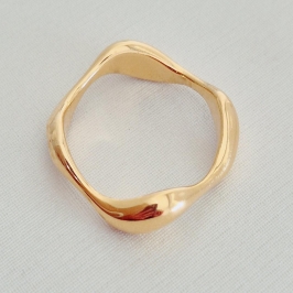 Anel Ondulado em Aço Inoxidável Dourado