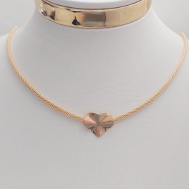 Colar Choker Corrente Tela Oca com Coração Martelado Central