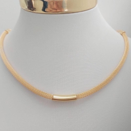 Colar Choker Corrente Tela Oca com Tubinho Liso Central