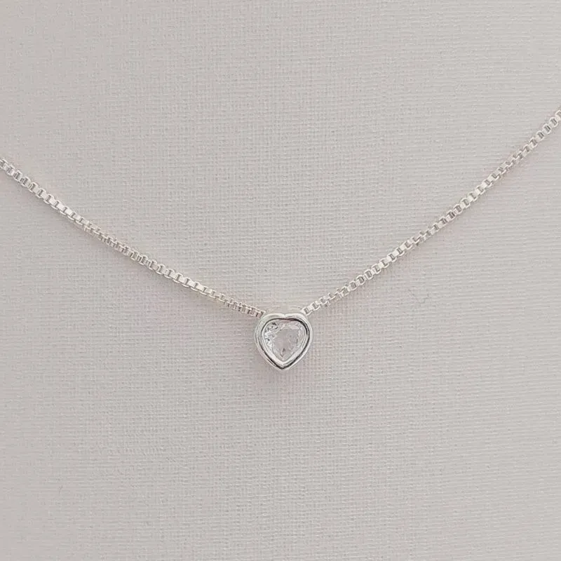 Colar Choker Veneziana com Pingente Coração Zircônia