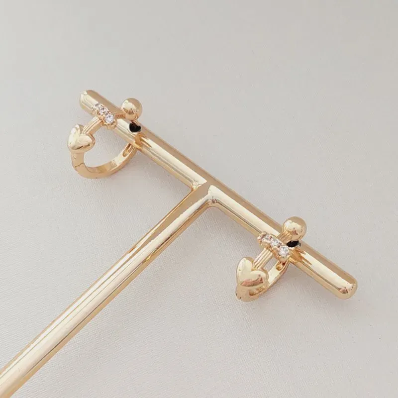 Brinco Argolinha Click com Coração/Zircônia/Bolinha