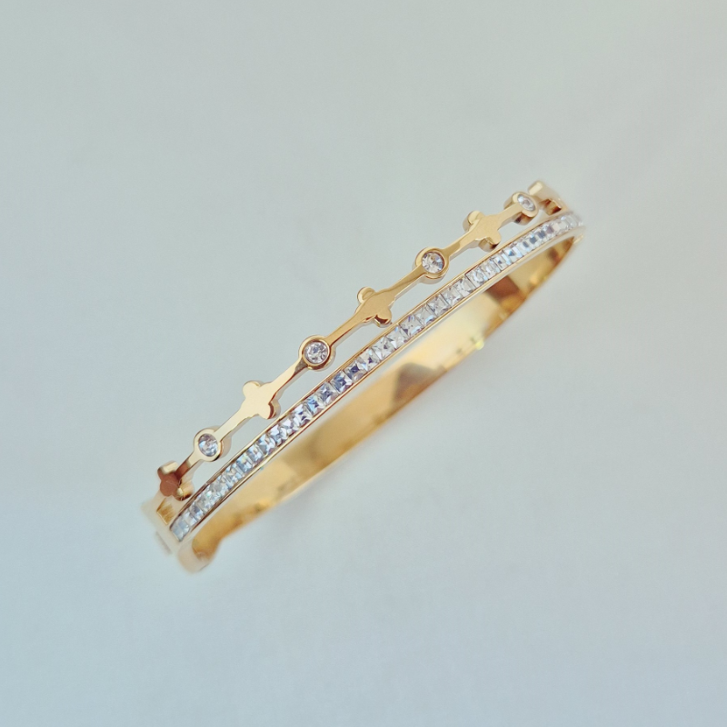 Bracelete Linha Microcravejada e Linha Pontos de Luz - Aço Inoxidável Dourado
