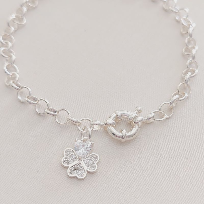 Pulseira Elo Português com Pingente de Trevo e Fecho Bóia