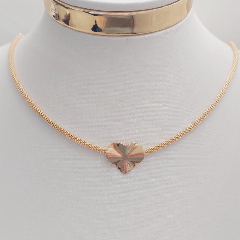 Colar Choker Corrente Tela Oca com Coração Martelado Central